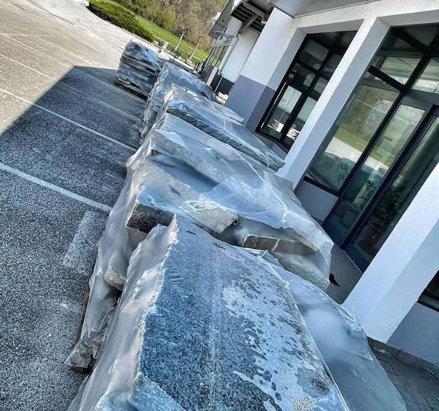 Ediltutto Arredo Bagno - Servizi - Magazzino e trasporto